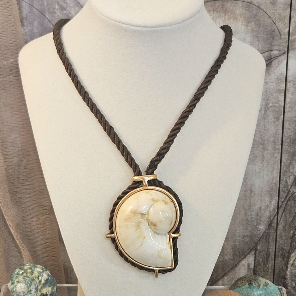 Zara Seashell Brown & Gold Tone Cord Necklace Snail Pendant Statement Piece
